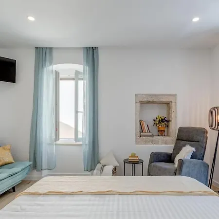 New Luxury Apartments In The Center Of Omiš Exterior foto