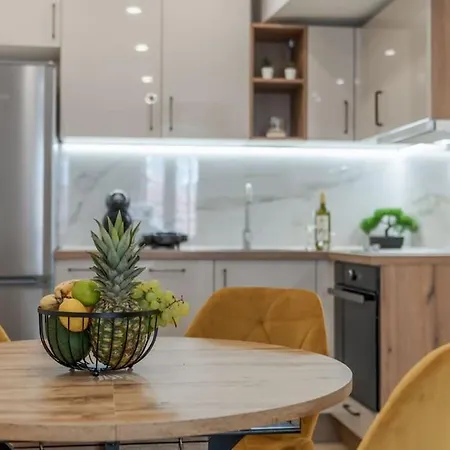 New Luxury Apartments In The Center Of Omiš Exterior foto