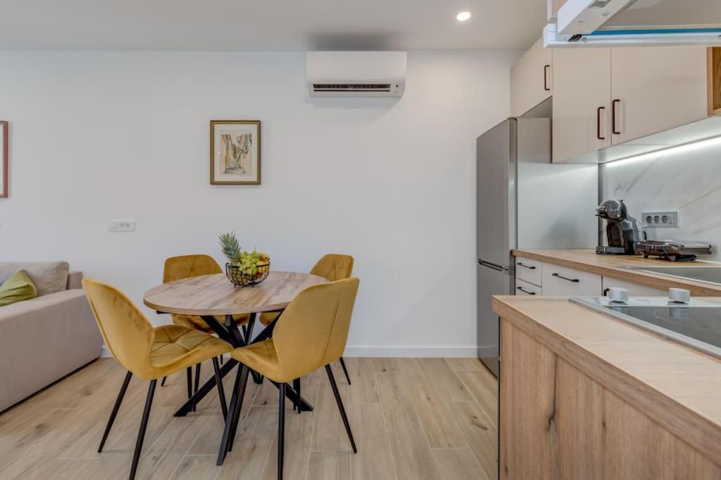 New Luxury In The Center Of *